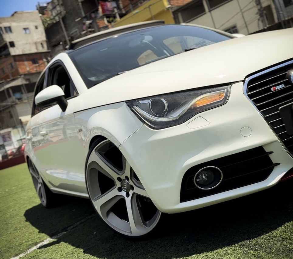 AUDI A1 ARO 20 BAIXINHA